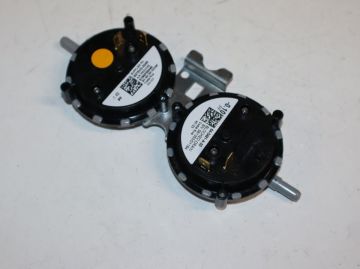 Goodman 0130F00440 Pressure Switch